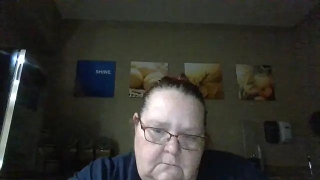 Snapshot of Hornybbw1978 chatting on 6, 12, 2024 Hornybbw1978 online show from 6, 12, 2024