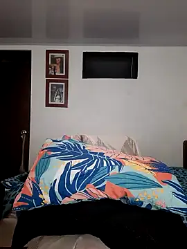 Snapshot of cosmicwind chatting on 24, 12, 2024 cosmicwind online show from 24, 12, 2024