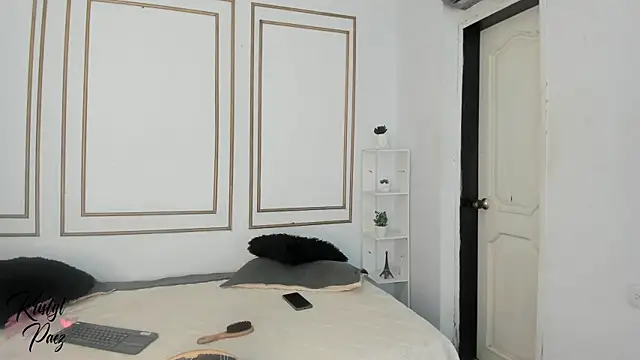 kristyl paez online show from 5, 12, 2025