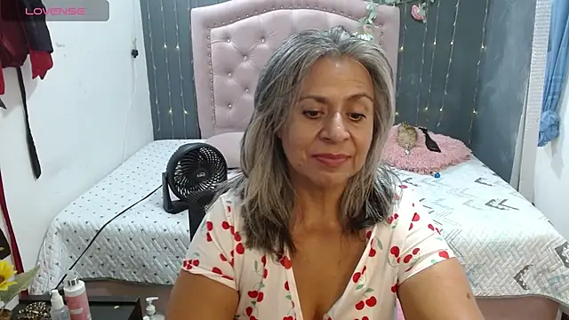 Snapshot of lalisha_96 chatting on 4, 8, 2026 lalisha 96 online show from 4, 8, 2026