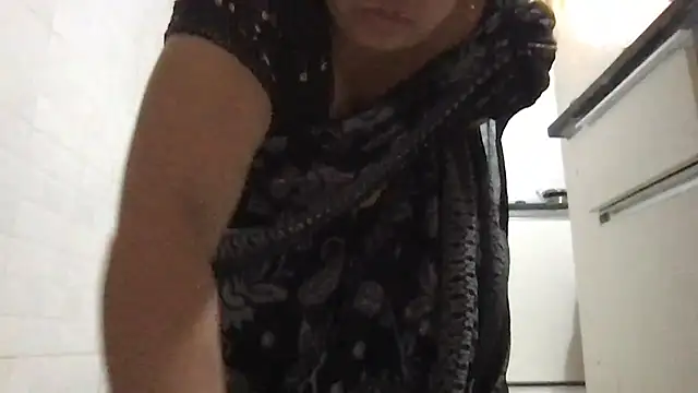 Riyasingh9 online show from 2, 10, 2025