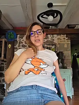Lina lou4 online show from 28, 5, 2026