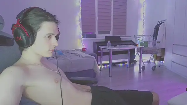 CandyChell online show from 22, 2, 2025