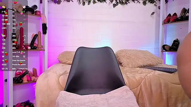 louise nails online show from 12, 7, 2026