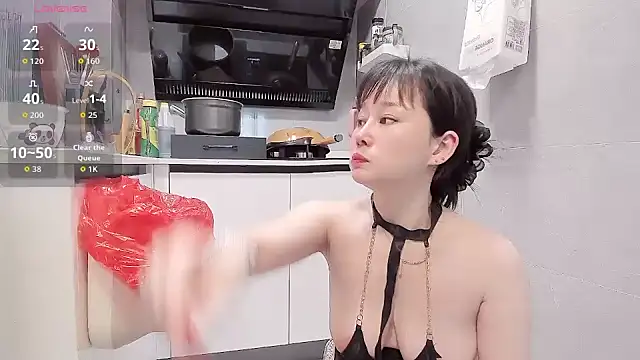 Vivian-6 online show from 23, 6, 2026