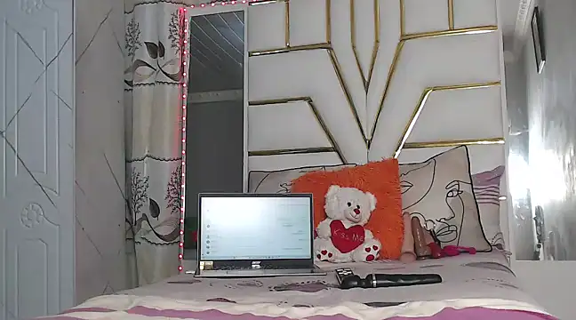 SexyyNana online show from 8, 3, 2025