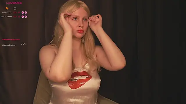 nutcrew online show from 25, 3, 2026