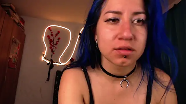 pussytight pervert online show from 21, 2, 2025