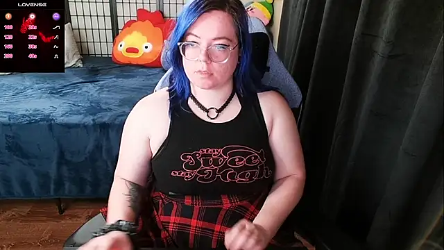 KiraSpitQueen online show from 10, 1, 2025