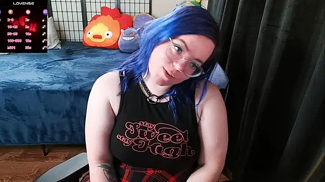 KiraSpitQueen online show from 10, 1, 2025