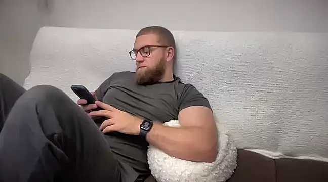 Bear bear  online show from 11, 12, 2024