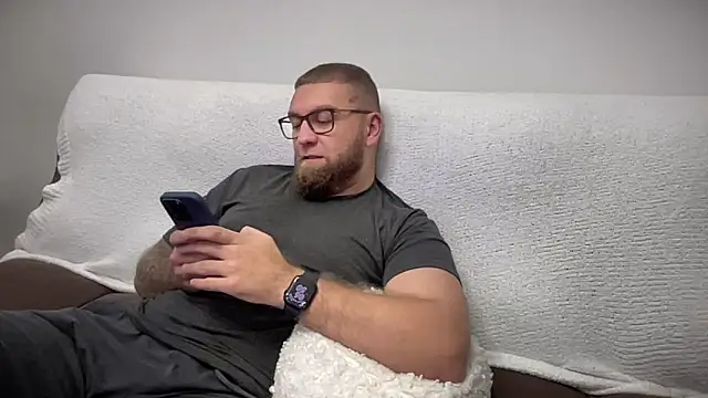 Bear bear  online show from 19, 12, 2024
