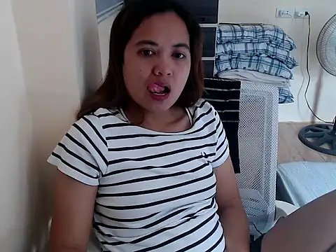 xTheLastVIRGINx online show from 10, 2, 2026