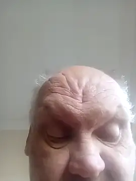 bigboy197311 online show from 28, 10, 2025