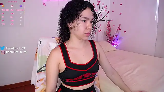 Karolina 1 online show from 21, 9, 2025