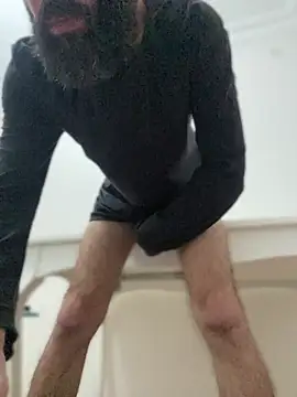 Addicted Avocado online show from 5, 1, 2026