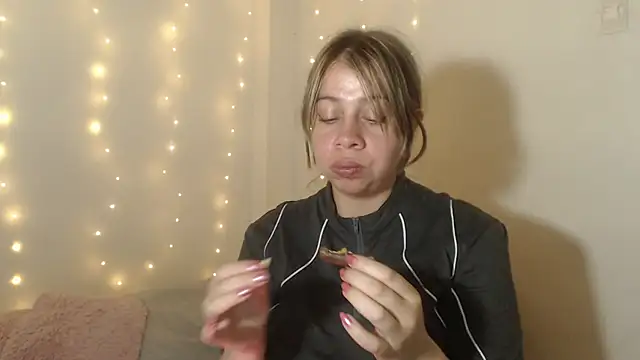 SweetSofty online show from 2, 5, 2026