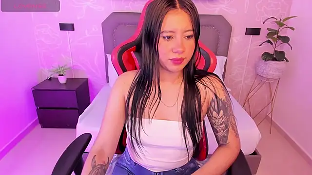 Snapshot of majo_rose chatting on 22, 3, 2025 majo rose online show from 22, 3, 2025