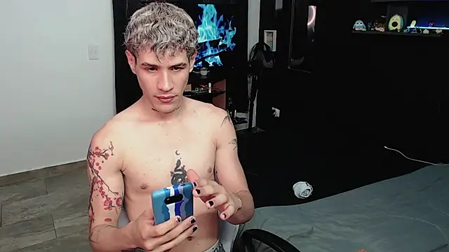 Snapshot of andybxby chatting on 18, 2, 2025 andybxby online show from 18, 2, 2025