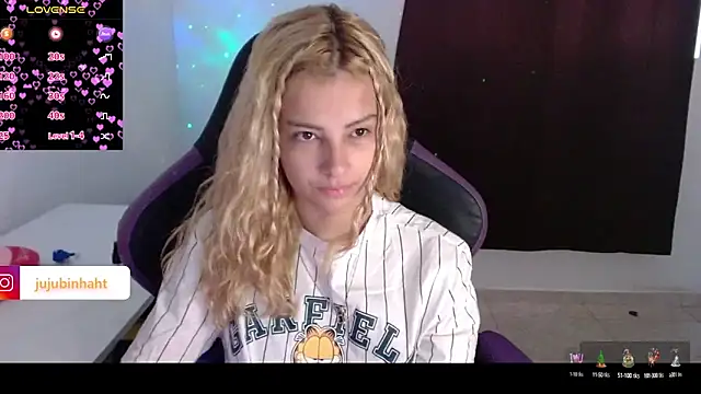 jujubinhahot online show from 15, 3, 2025