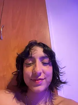 aurora xoxo online show from 6, 1, 2025