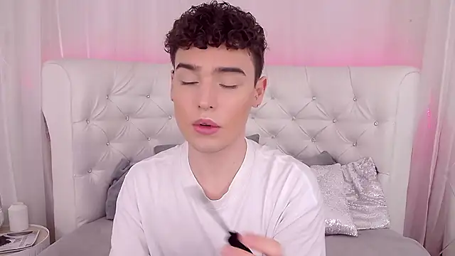 RobbyCharming online show from 14, 9, 2025