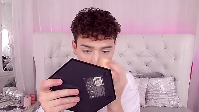 RobbyCharming online show from 21, 9, 2025