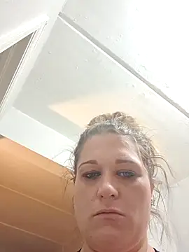 Snapshot of MrandMrs_Reigns chatting on 14, 11, 2025 MrandMrs Reigns online show from 14, 11, 2025