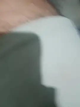 Snapshot of wrong_man25 chatting on 16, 10, 2025 wrong man25 online show from 16, 10, 2025