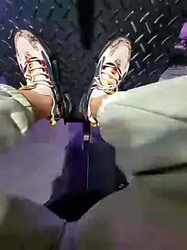 Samira30 online show from 9, 2, 2025