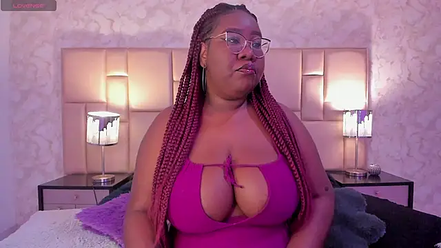 Snapshot of Darnellqueen chatting on 14, 1, 2025 Darnellqueen online show from 14, 1, 2025