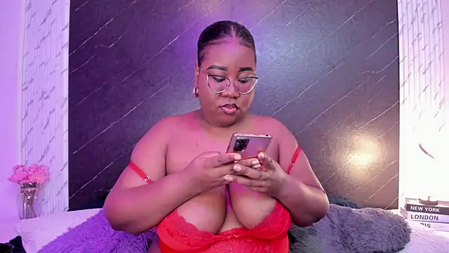 Snapshot of Darnellqueen chatting on 9, 10, 2025 Darnellqueen online show from 9, 10, 2025