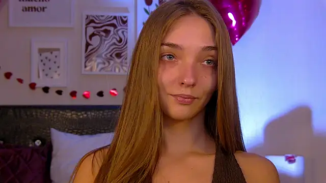 VirginieCruz online show from 17, 2, 2026