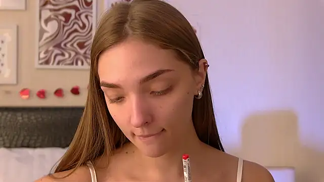 VirginieCruz online show from 22, 3, 2026