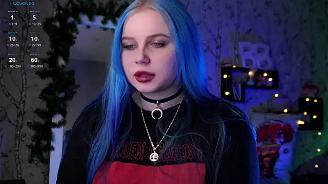 Moon Valkyrie online show from 28, 12, 2024