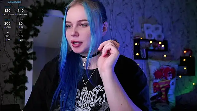 Moon Valkyrie online show from 20, 1, 2025