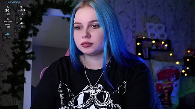 Moon Valkyrie online show from 22, 1, 2025