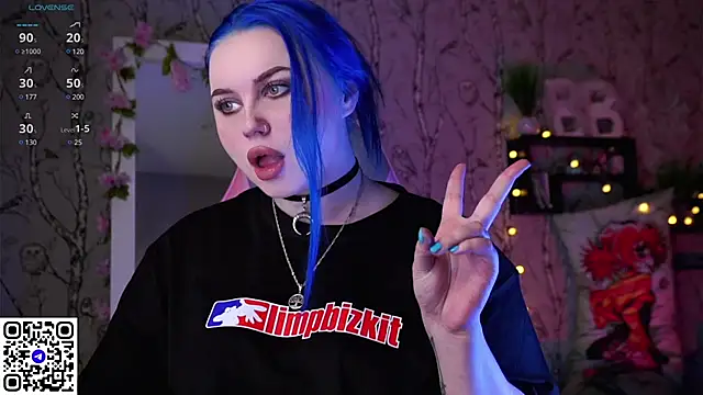 Moon Valkyrie online show from 6, 3, 2025