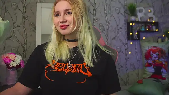 Moon Valkyrie online show from 5, 3, 2026