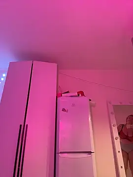 OdriOlsens online show from 14, 12, 2025