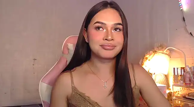 Snapshot of Ashely_Lewis chatting on 19, 1, 2025 Ashely Lewis online show from 19, 1, 2025