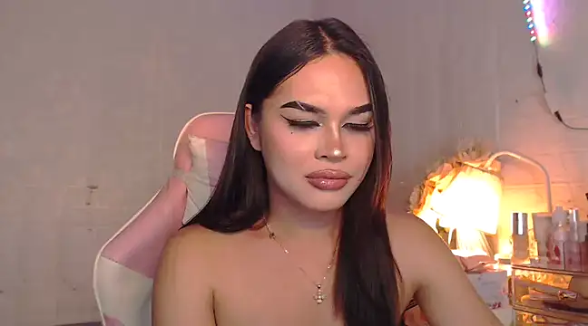 Snapshot of Ashely_Lewis chatting on 20, 1, 2025 Ashely Lewis online show from 20, 1, 2025