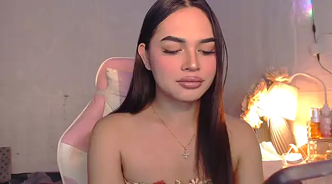 Snapshot of Ashely_Lewis chatting on 7, 2, 2025 Ashely Lewis online show from 7, 2, 2025