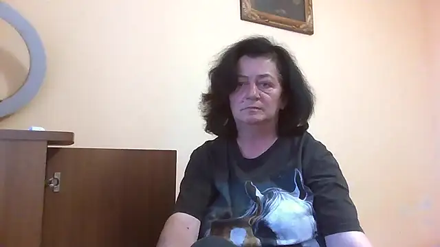 GypsiQueen2 online show from 15, 6, 2026