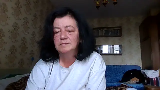 GypsiQueen2 online show from 25, 7, 2026