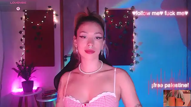 Snapshot of sakura_beauty chatting on 9, 10, 2025 sakura beauty online show from 9, 10, 2025