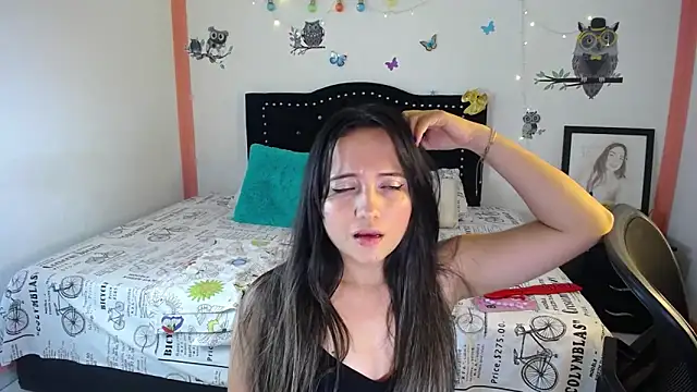 naughty girl 4u online show from 8, 3, 2025