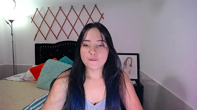 naughty girl 4u online show from 12, 9, 2025