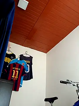 Triplex Coolness online show from 15, 9, 2025