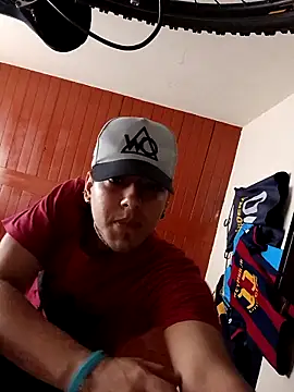 Triplex Coolness online show from 17, 9, 2025